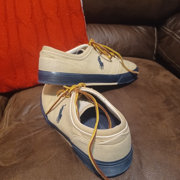 Ralph Lauren Faxon Low-Top Canvas Sneakers, size 11D, tan, navy - Picture 3 of 13